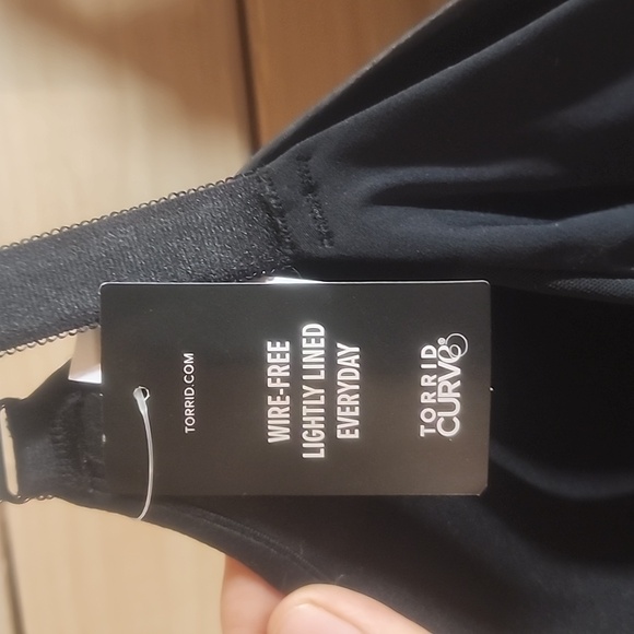 TORRID Wire Free Lightly Lined Everyday Free Bra Size 46DD NWT - Picture 7 of 9